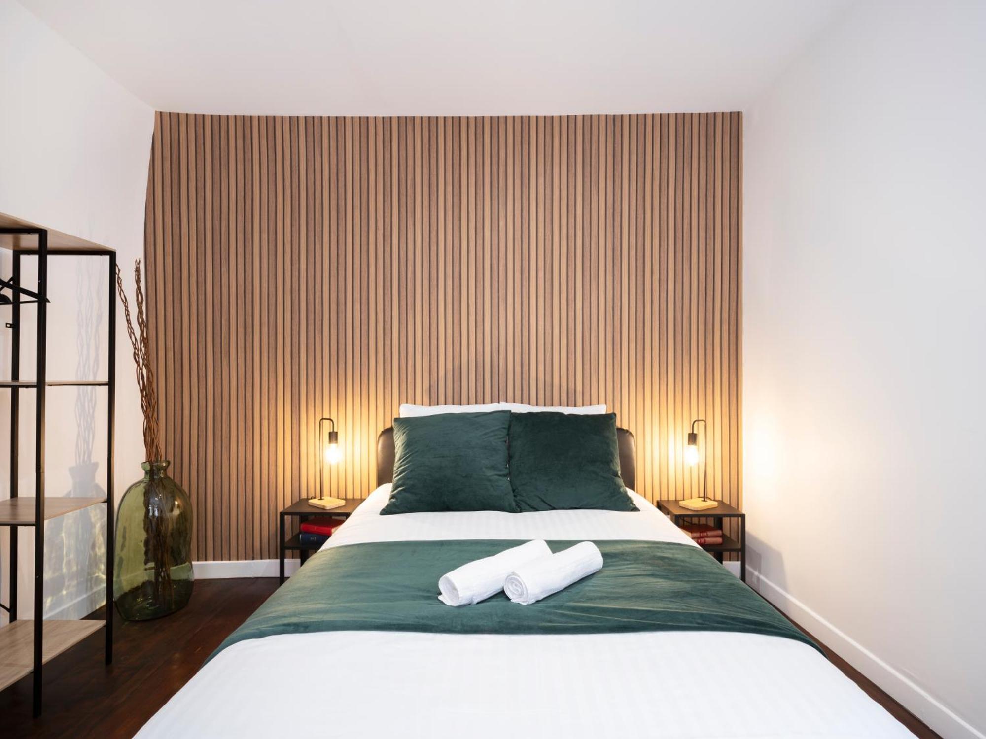 Bohemian Bakoua & Chesterfield Cottage, Hyper-Centre Мец Экстерьер фото